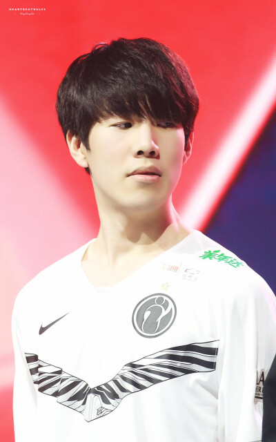 用令人震惊 用令人震惊